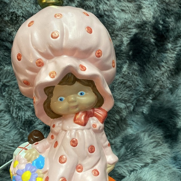 Vintage Doll in pink dress
 Table Lamp, 1983 - Picture 16 of 16